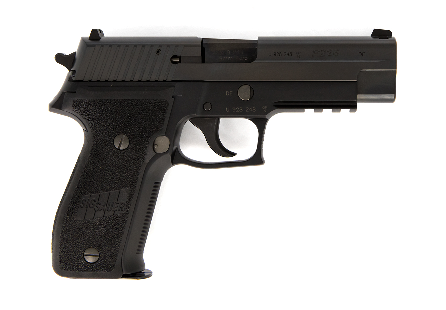 SIG Sauer P226 AL SO BT 9mm Pa SIG Sauer P226 AL SO BT 9mm Pa